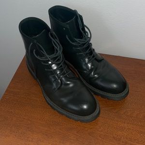Calvin Klein’s Men’s Fenton Box Leather Combat boot
